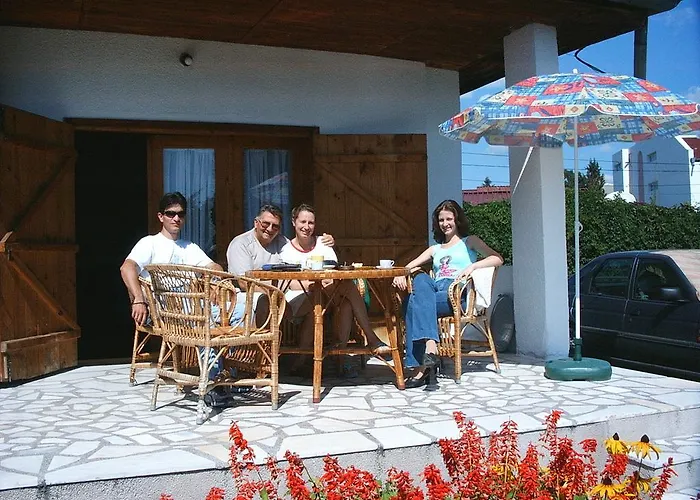 Bini Szent Konstantin és Elena